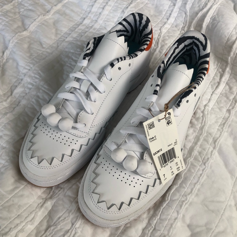 reebok club c jetsons x flinstones sneakers